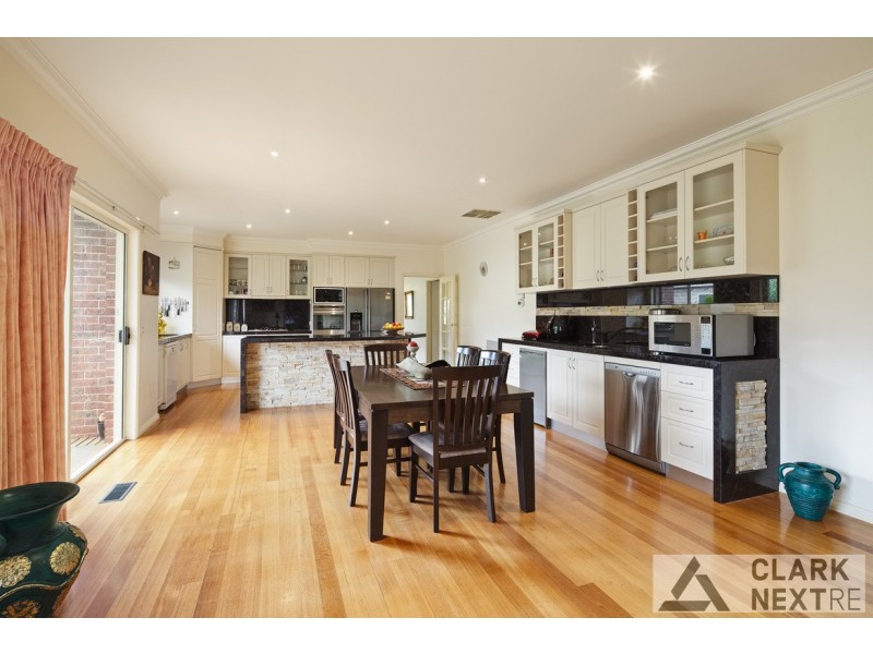 12 Dawson Drive, Warragul VIC 3820