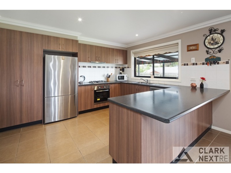 12 McMillan Drive, Warragul VIC 3820