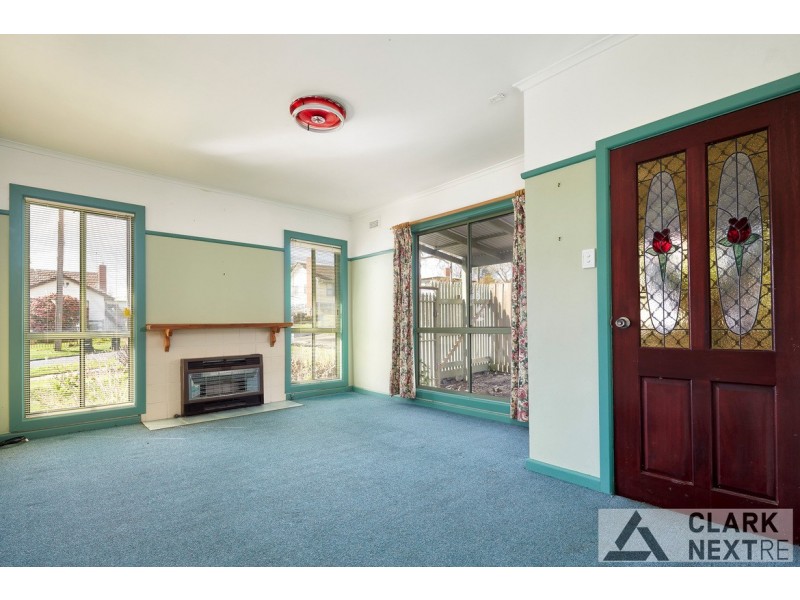 4 Kingston Street, Warragul VIC 3820