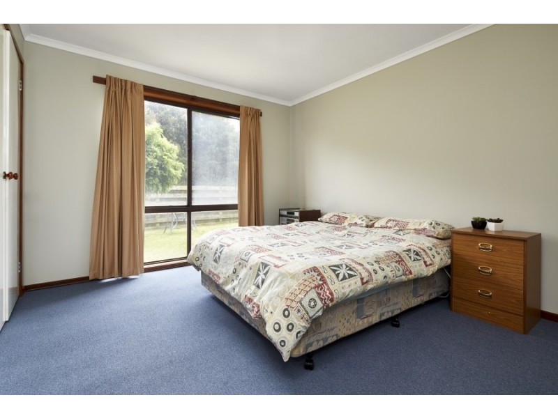 2/16 Cambridge Drive, Warragul VIC 3820