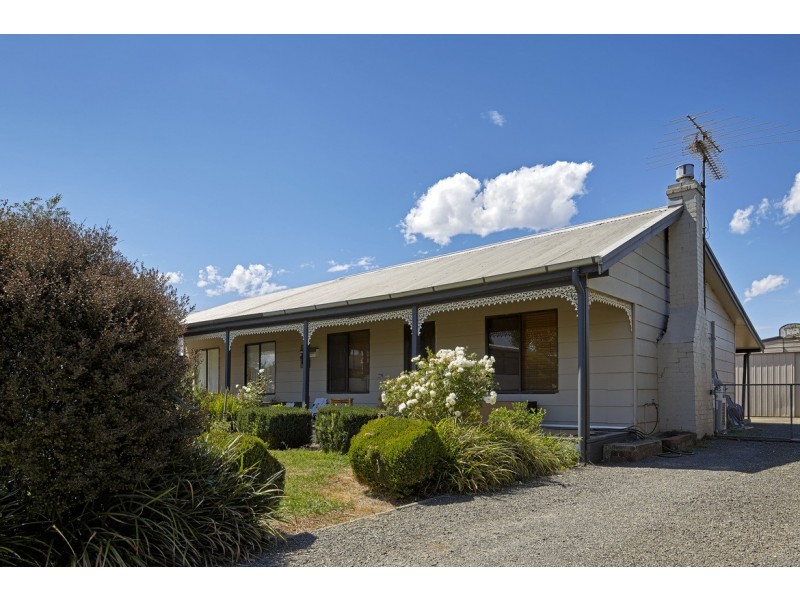 14 Cemetery Road, Yarragon VIC 3823