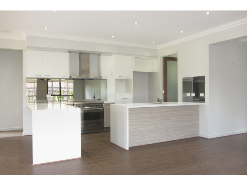 11 Silkwood Drive, Warragul VIC 3820