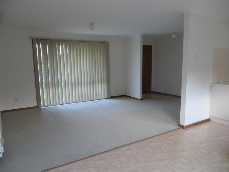 1/9 Melanie Drive, Warragul VIC 3820