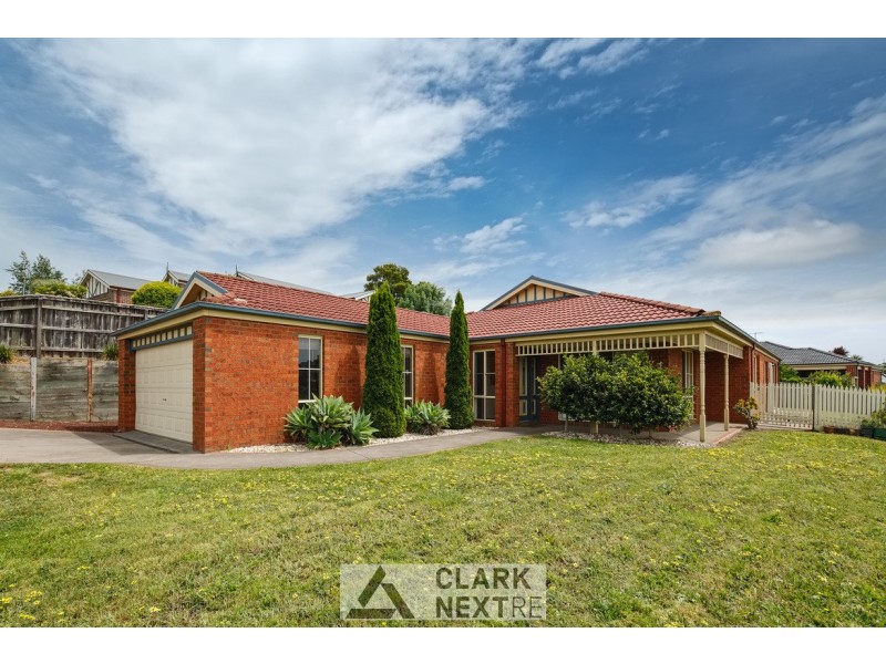 11 Deakin Court, Warragul VIC 3820