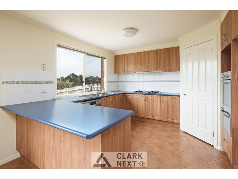 11 Deakin Court, Warragul VIC 3820