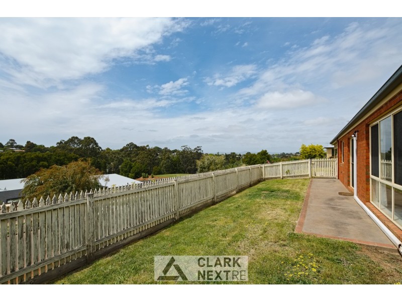 11 Deakin Court, Warragul VIC 3820
