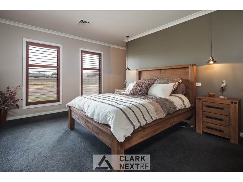 141 Twin Ranges Drive, Warragul VIC 3820