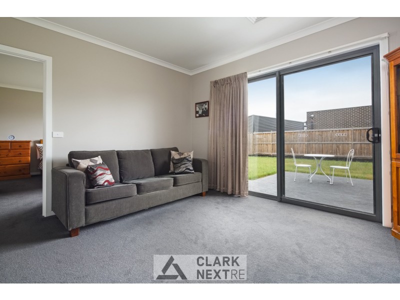 141 Twin Ranges Drive, Warragul VIC 3820