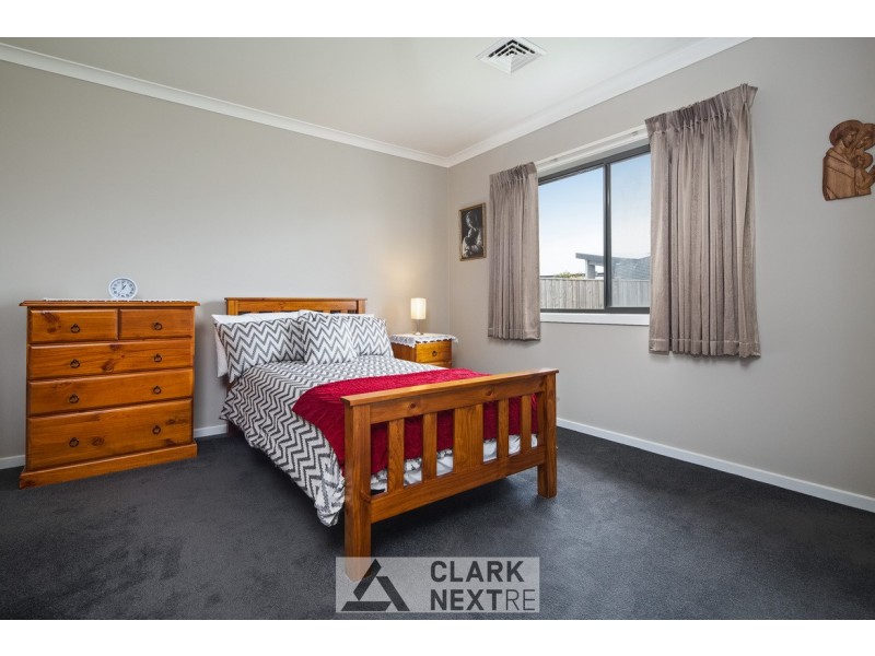 141 Twin Ranges Drive, Warragul VIC 3820