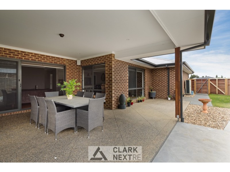 141 Twin Ranges Drive, Warragul VIC 3820