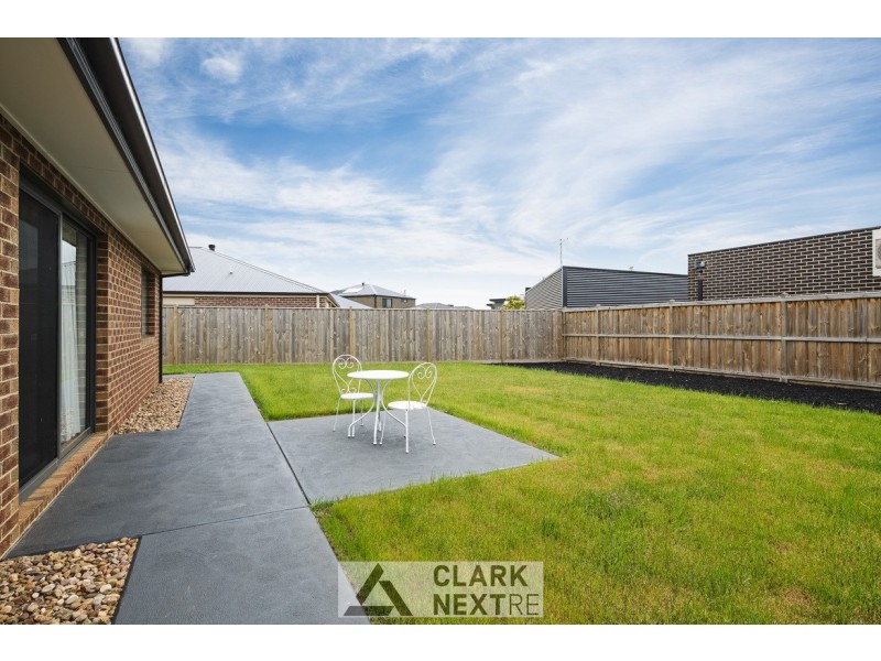 141 Twin Ranges Drive, Warragul VIC 3820