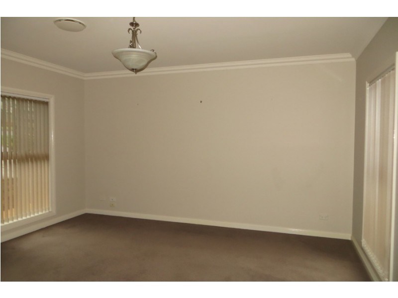 1/18 Montrose Street, Warragul VIC 3820