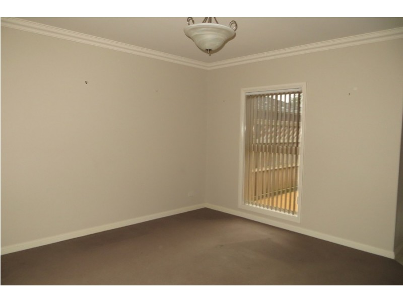 1/18 Montrose Street, Warragul VIC 3820