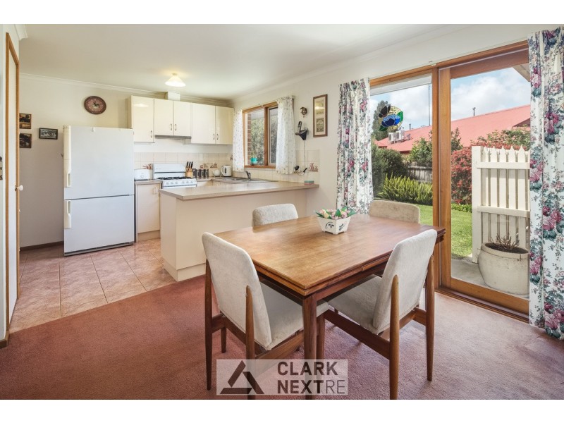 6 Flaxmill Close, Drouin VIC 3818