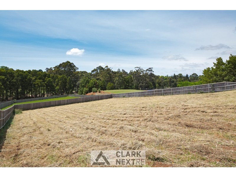 18 Myrtle Crescent, Warragul VIC 3820