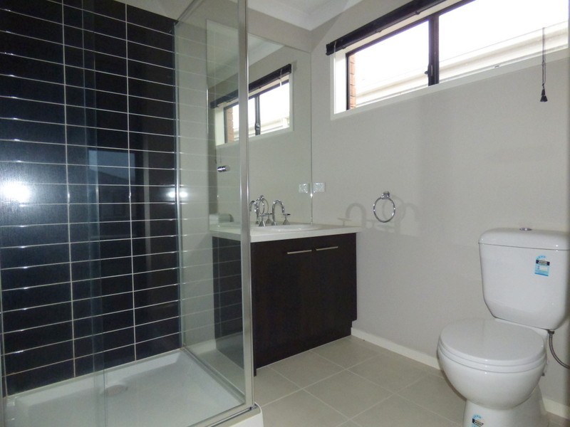 24 Skyline Drive, Warragul VIC 3820