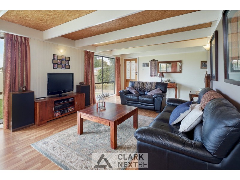 1A Darnum Street, Drouin VIC 3818