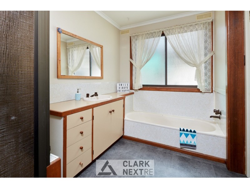 1370 Main South Road, Hallora VIC 3818