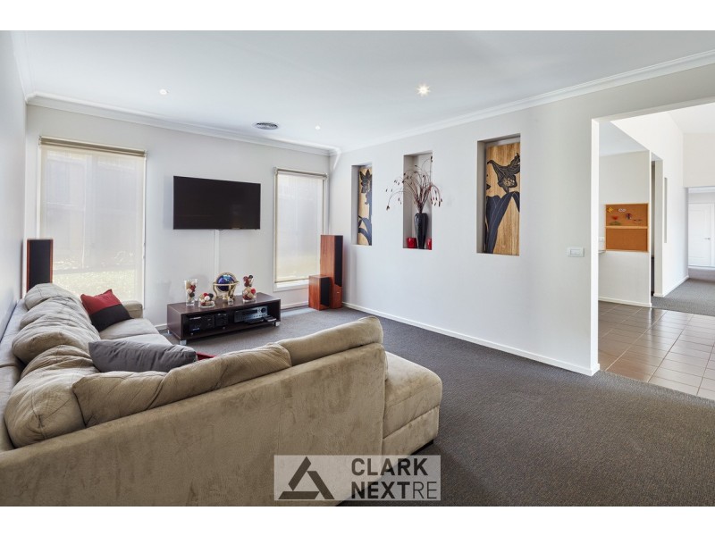 104 Church Street, Drouin VIC 3818