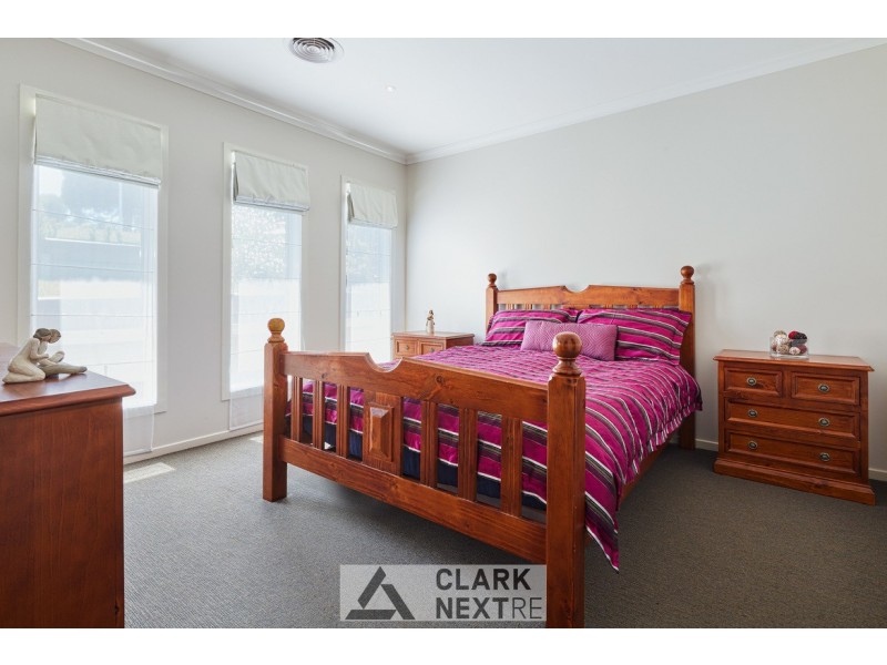 104 Church Street, Drouin VIC 3818