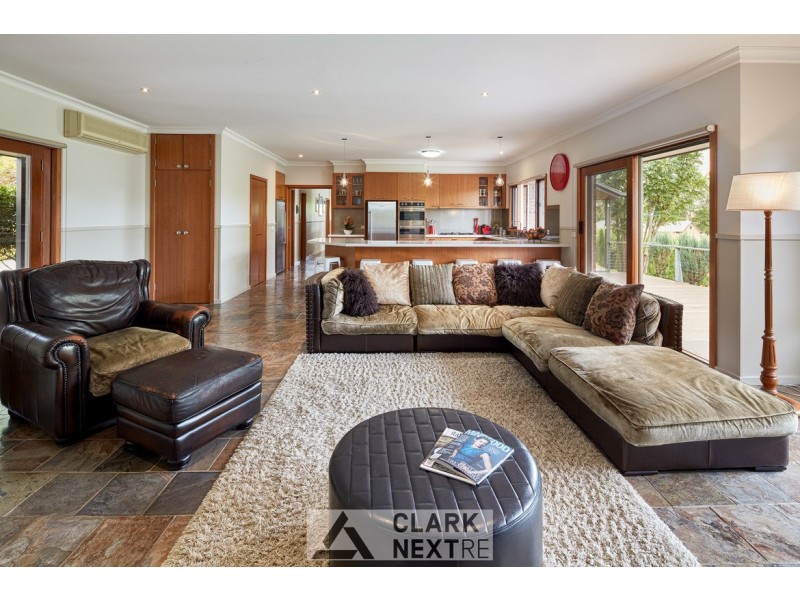 6 Kookaburra Court, Warragul VIC 3820