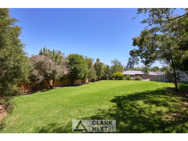 8 Jackson Drive, Drouin VIC 3818