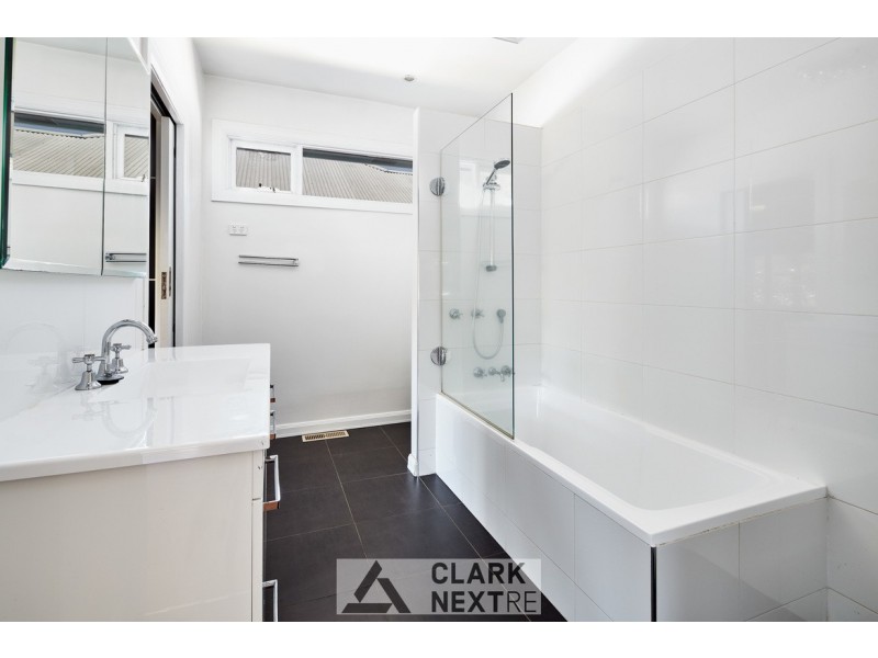 1/20 Windsor Avenue, Warragul VIC 3820