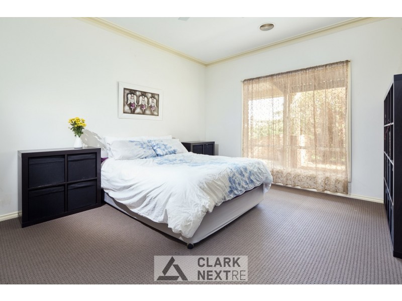 22 Settlers Rise, Drouin VIC 3818