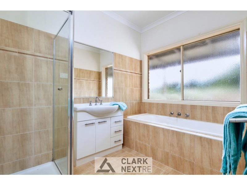 22 Settlers Rise, Drouin VIC 3818