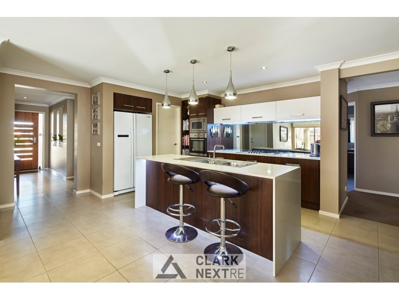 8 Wisteria Drive, Yarragon VIC 3823