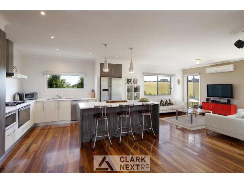 31 Willow Crescent, Warragul VIC 3820