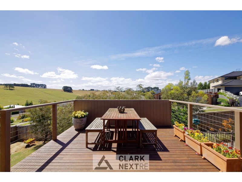 31 Willow Crescent, Warragul VIC 3820