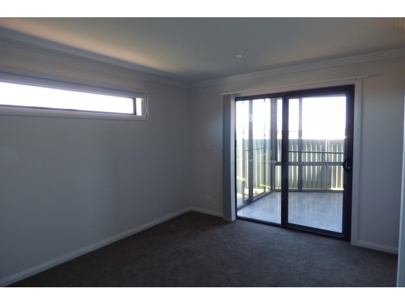 3/63 Main Neerim Road, Neerim South VIC 3831