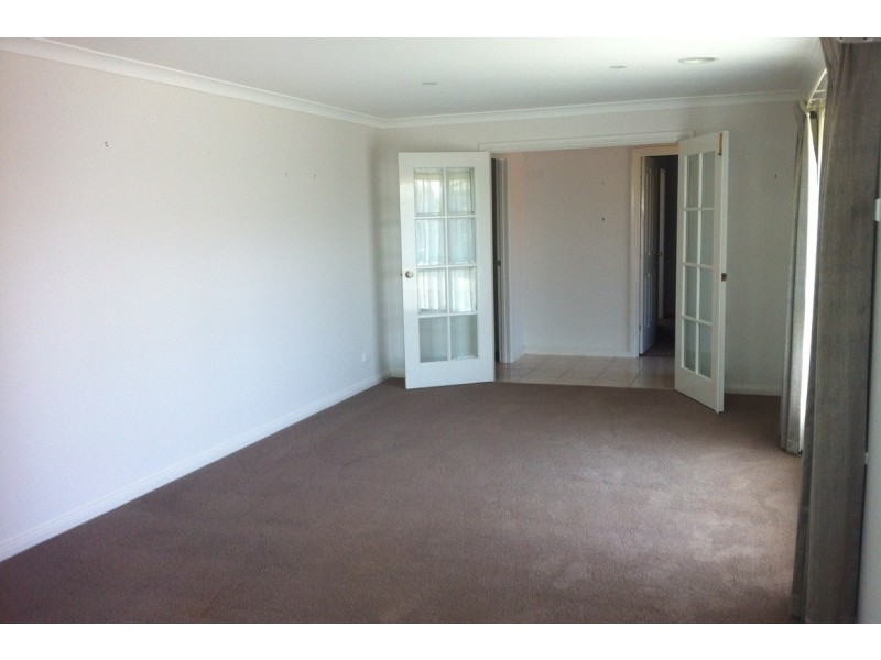 5 Rees Close, Drouin VIC 3818