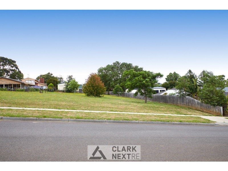 7 Megan Street, Neerim South VIC 3831