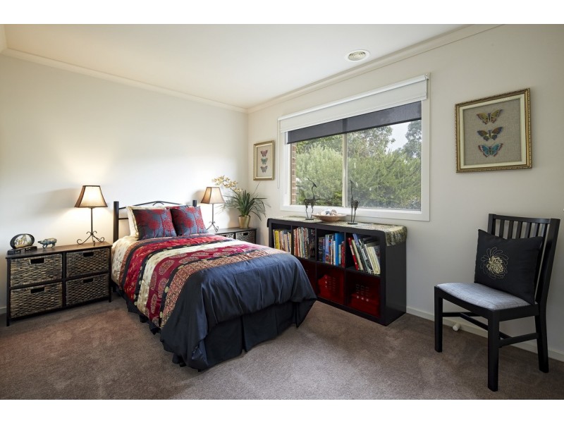 5 Lomandra Court, Drouin VIC 3818