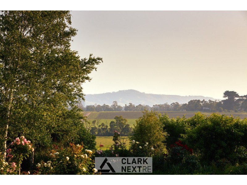 240 Williamsons Road, Nilma North VIC 3821