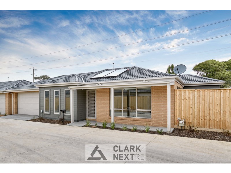 2/225 Sutton Street, Warragul VIC 3820