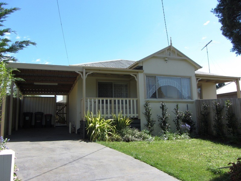 1/17 Henrietta Street, Warragul VIC 3820