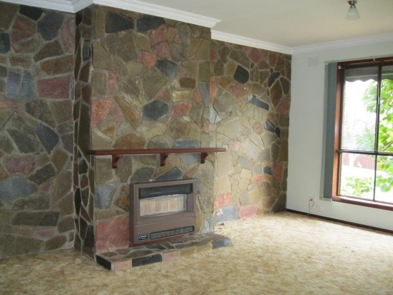 2 Somerset Drive, Warragul VIC 3820