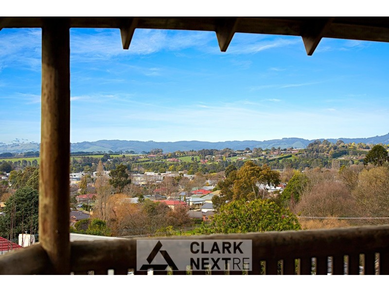 24 Clifford Street, Warragul VIC 3820