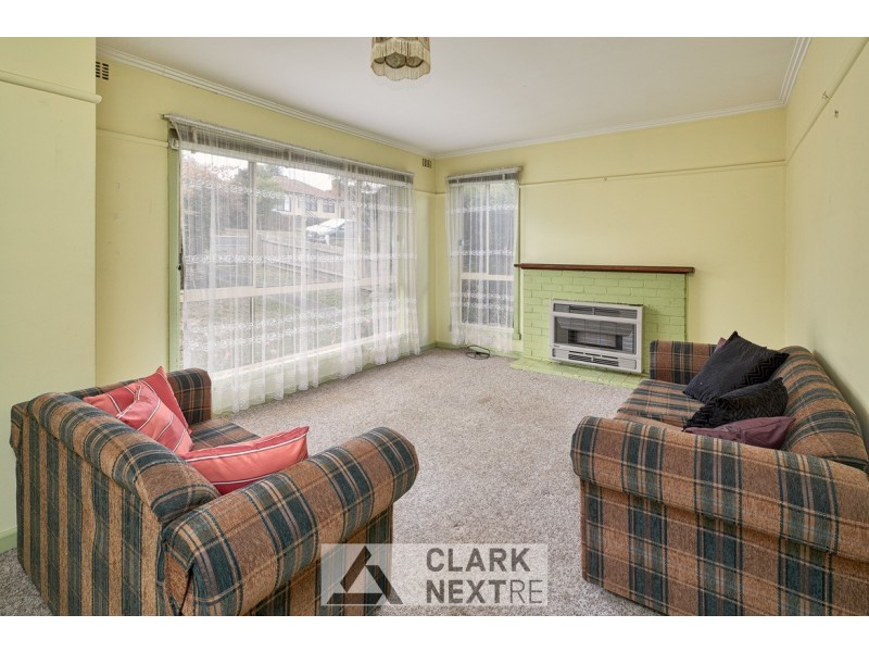 13 Burton Street, Warragul VIC 3820