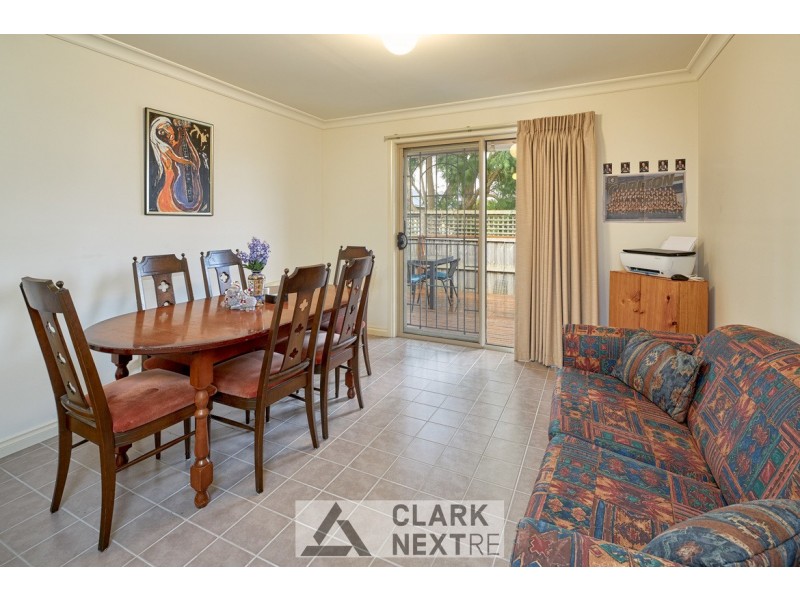 1/20 Hopetoun Road, Drouin VIC 3818