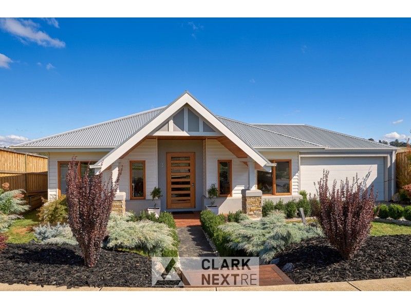 13 Hawkesburn Court, Warragul VIC 3820