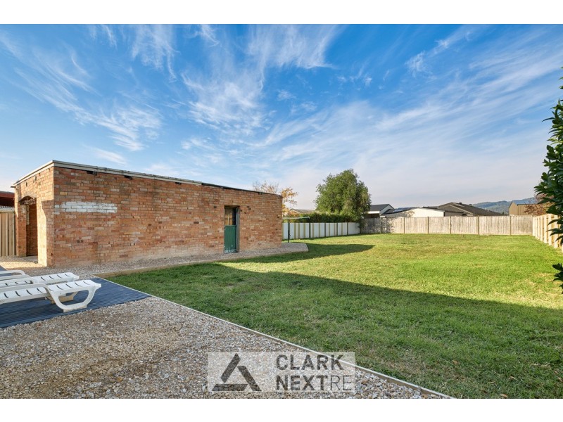 42 Summerlea Street, Trafalgar VIC 3824