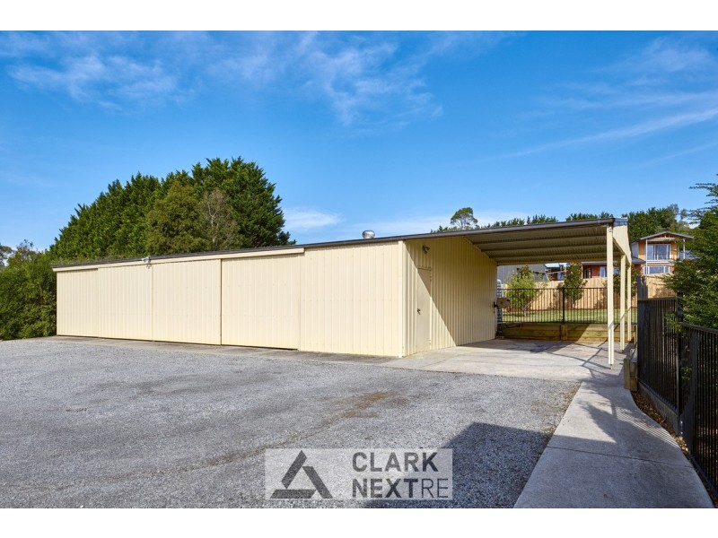 17 Hague Court, Drouin VIC 3818