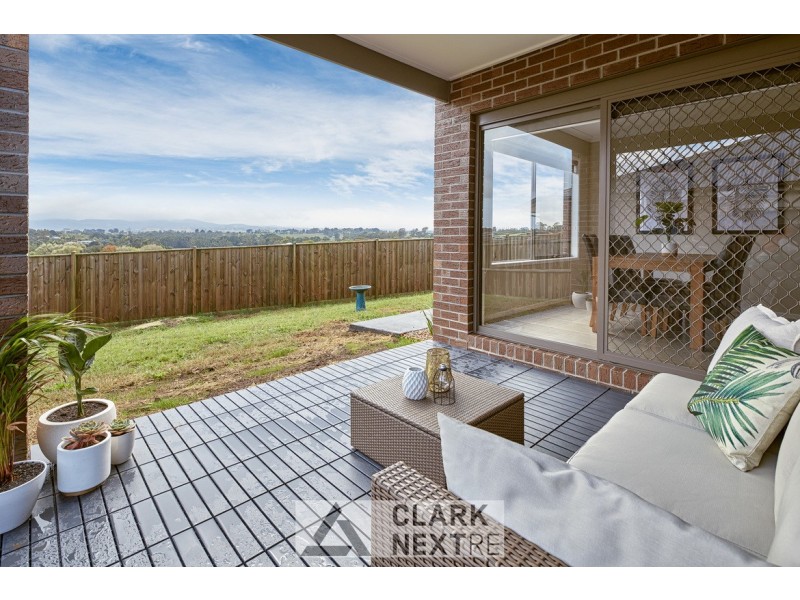 5 Warwick Way, Drouin VIC 3818