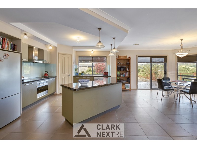 28 Fernery Boulevard, Warragul VIC 3820
