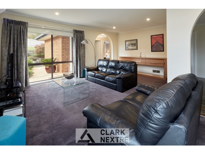 71 Charles Street, Warragul VIC 3820