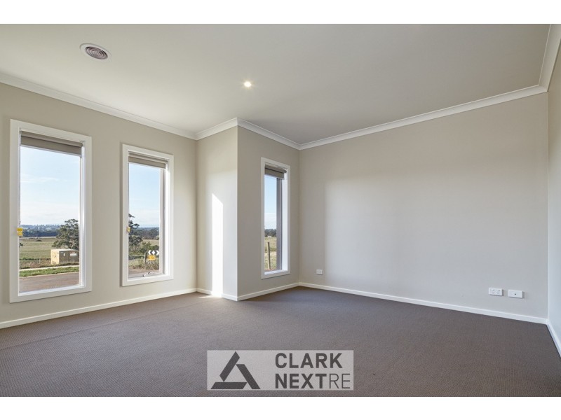 12 Maidenhair Drive, Warragul VIC 3820